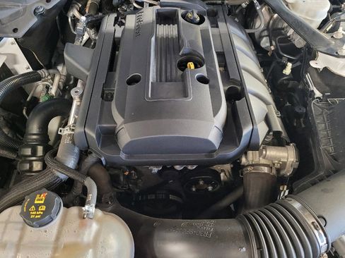 Used 2018 Ford Mustang Premium image 30