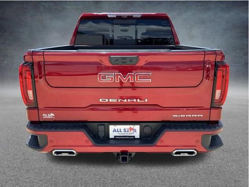 Used 2023 GMC Sierra 1500 Denali w/ Technology Package AWD/4WD image 8