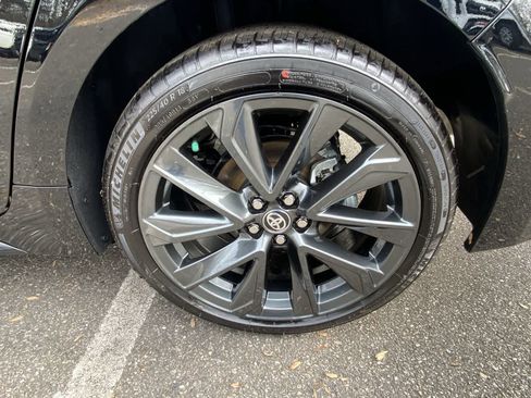 Certified 2025 Toyota Corolla SE image 19