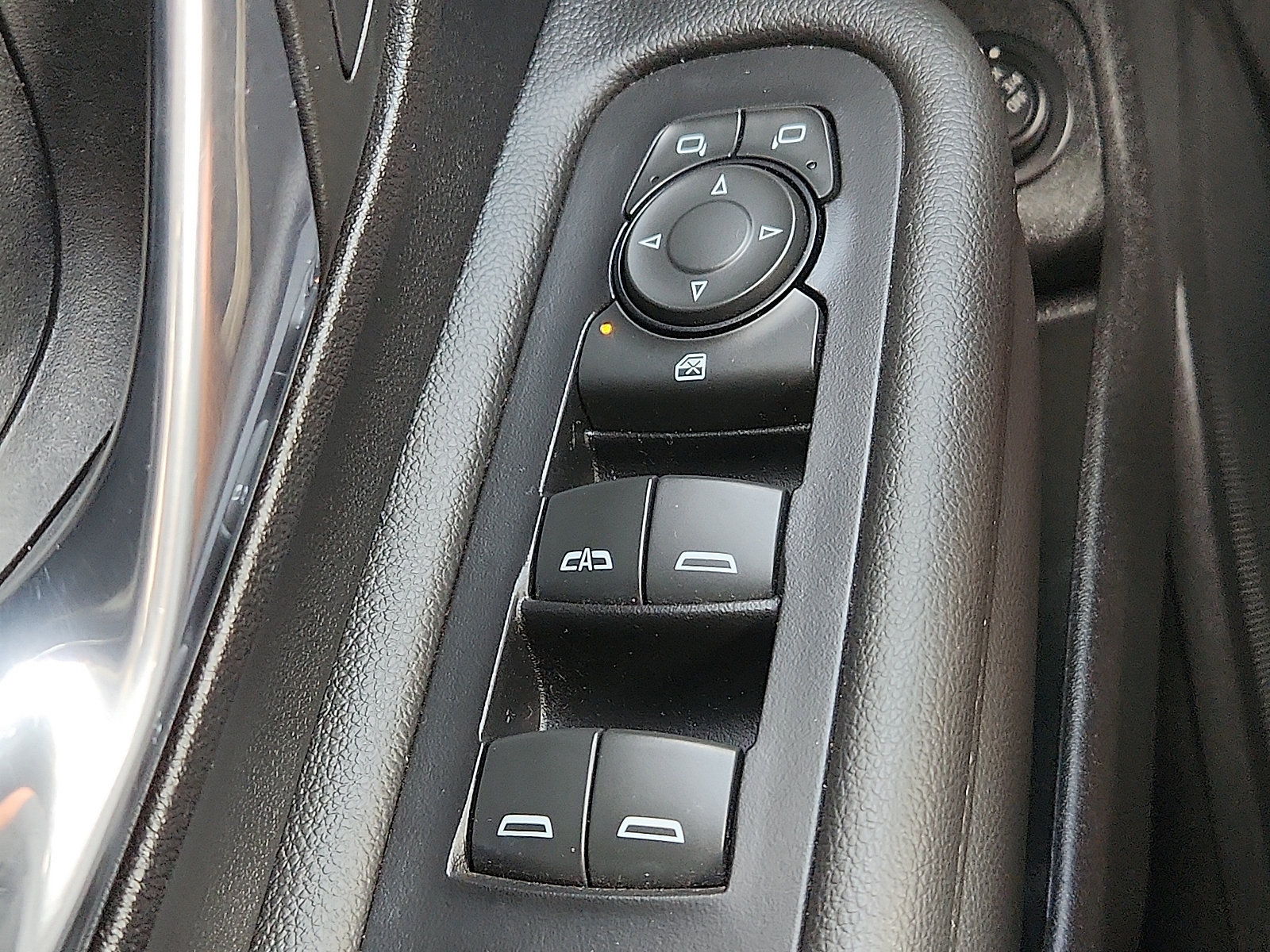Used 2023 GMC Terrain SLE w/ Driver Convenience Package FWD image 23