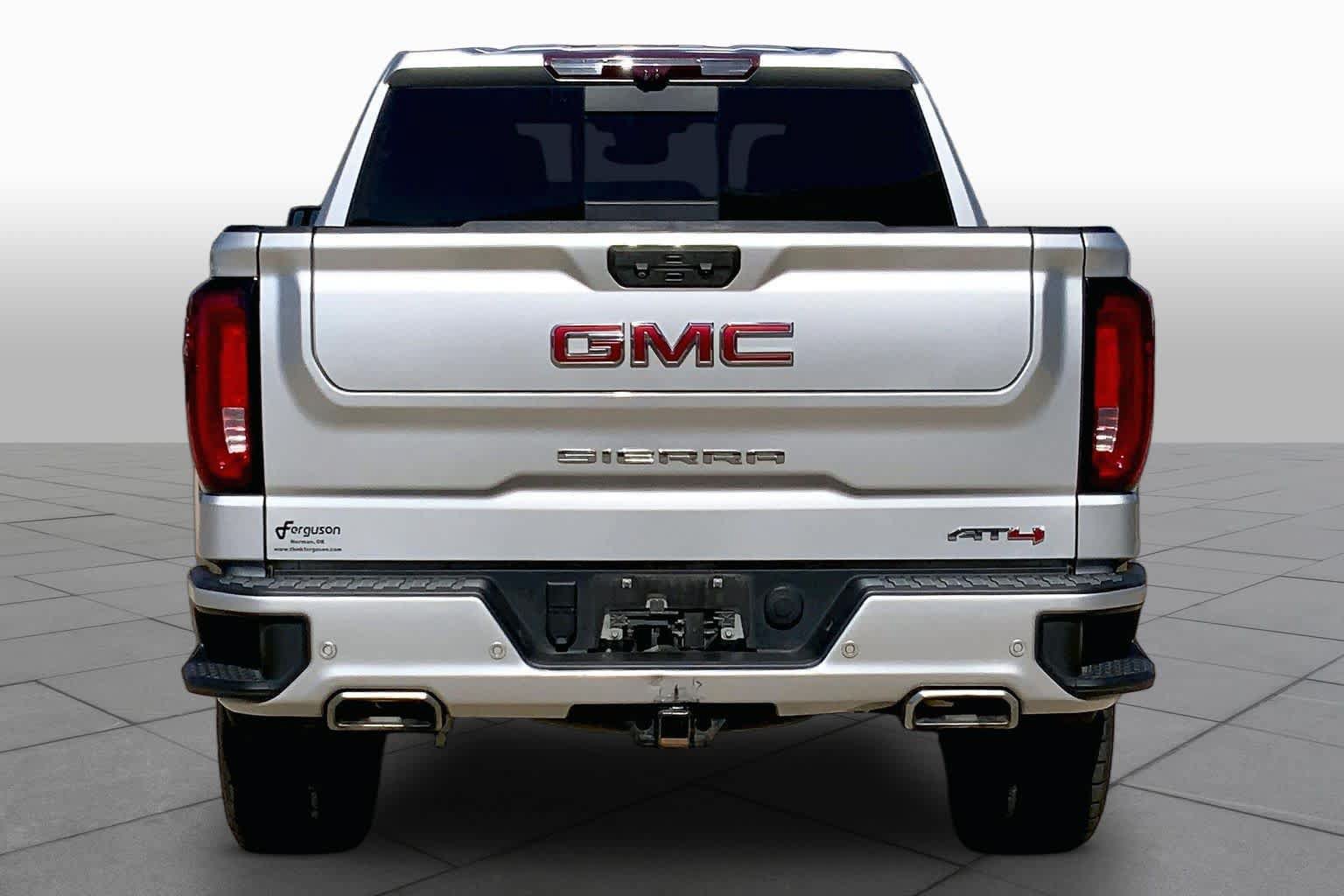 Used 2022 GMC Sierra 1500 AT4 w/ AT4 Premium Package AWD/4WD image 5