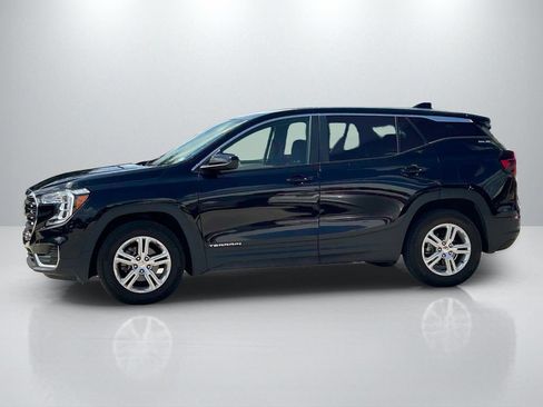 Used 2024 GMC Terrain SLE FWD image 8