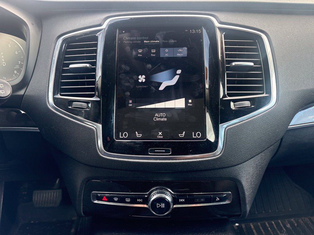 Used 2018 Volvo XC90 T6 Momentum w/ Convenience Package AWD/4WD image 27