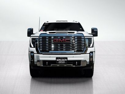 New 2026 GMC Sierra 2500 Denali w/ Denali Reserve Package