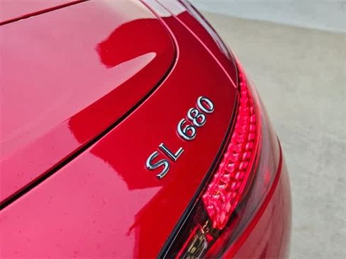 Used 2026 Mercedes-Benz Maybach SL 680 image 13