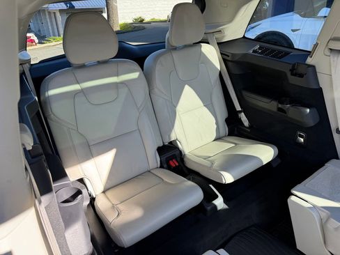 Used 2022 Volvo XC90 T8 Inscription w/ Advanced Package AWD/4WD image 33