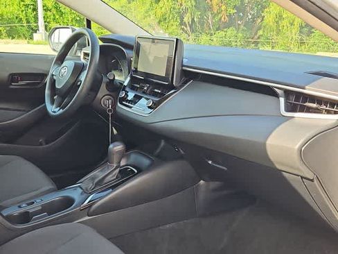 Used 2023 Toyota Corolla LE FWD image 19