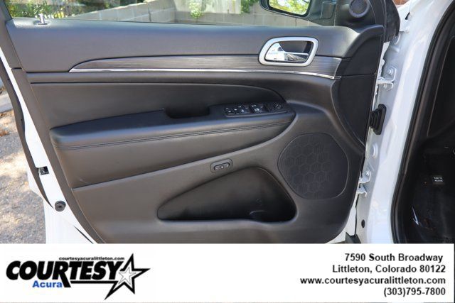 Used 2022 Jeep Grand Cherokee Limited w/ Trailer Tow Group IV AWD/4WD image 24