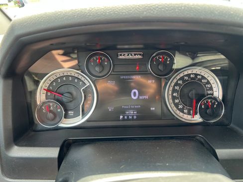 Used 2017 RAM 1500 Big Horn RWD image 33