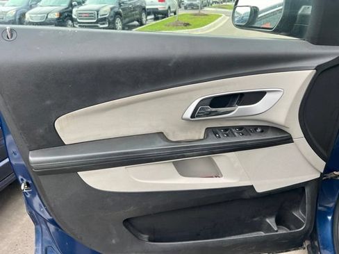 Used 2010 Chevrolet Equinox LS FWD image 12