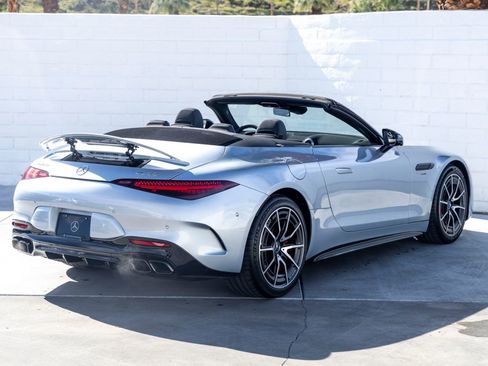 Used 2022 Mercedes-Benz SL 55 AMG 4MATIC image 11