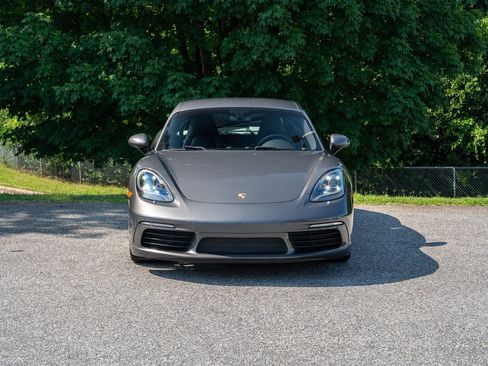 Used 2018 Porsche 718 Cayman S RWD image 10