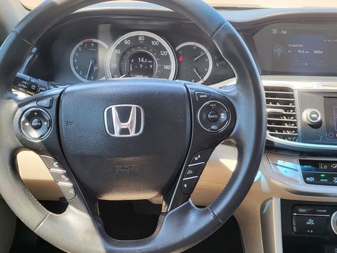Used 2014 Honda Accord Touring image 27