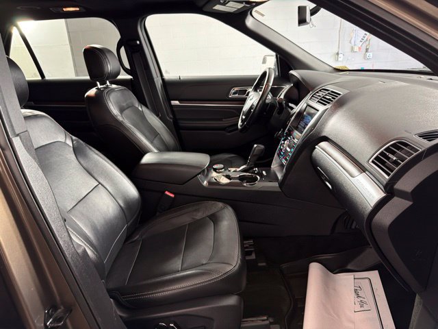 Used 2016 Ford Explorer Limited AWD/4WD image 28