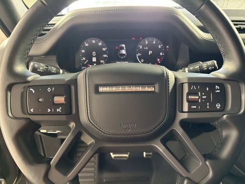 Used 2023 Land Rover Defender 110 X-Dynamic SE AWD/4WD image 27