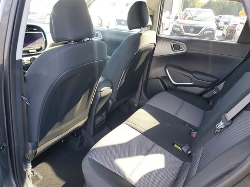 Used 2024 Kia Soul S image 24