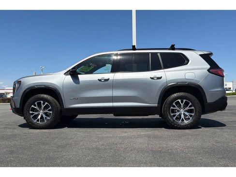 Used 2024 GMC Acadia AT4 w/ Luxury Package AWD/4WD image 7