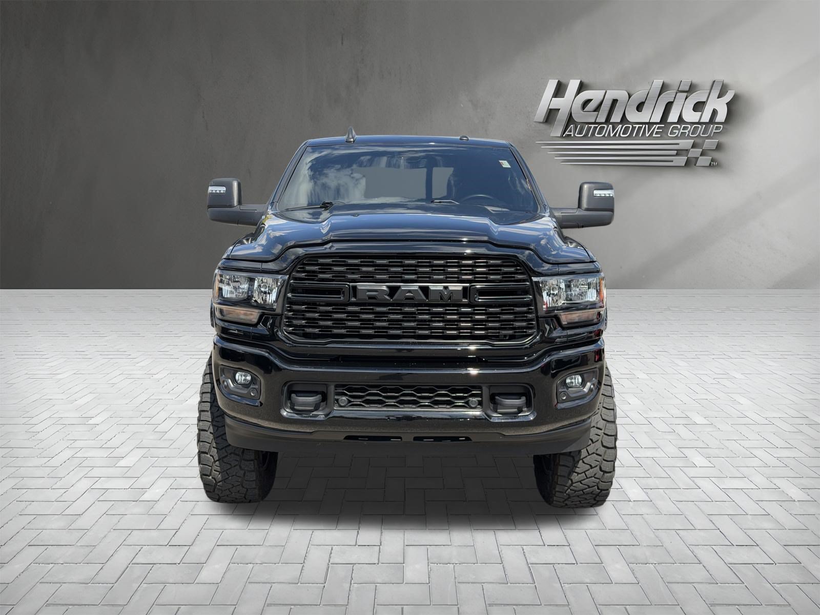 Used 2024 RAM 2500 Big Horn w/ Night Edition AWD/4WD image 3