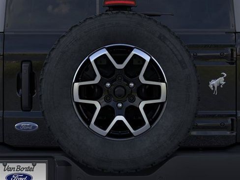 Used 2026 Ford Bronco Outer Banks AWD/4WD image 24