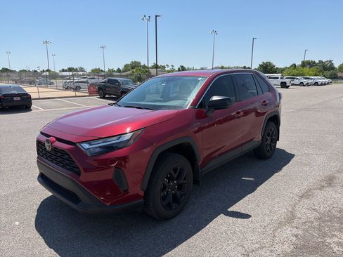 Used 2024 Toyota RAV4 LE FWD image 1