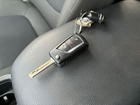 Used 2025 Toyota RAV4 LE image 22