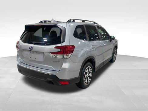 Certified 2023 Subaru Forester Premium image 20