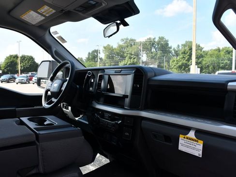 New 2025 Ford F350 XL w/ STX Appearance Package AWD/4WD image 14