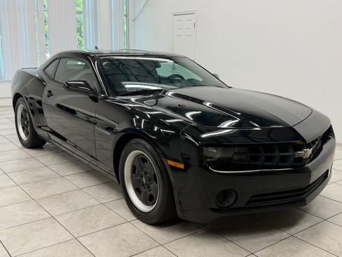 Used 2013 Chevrolet Camaro LS RWD image 1