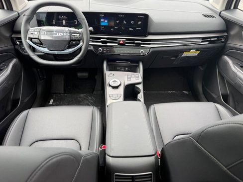 New 2026 Kia Sportage EX AWD/4WD image 7