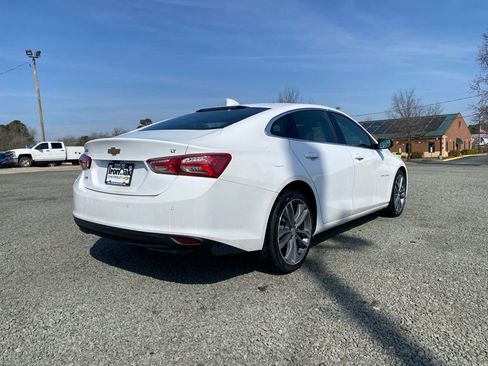Used 2024 Chevrolet Malibu LT image 3