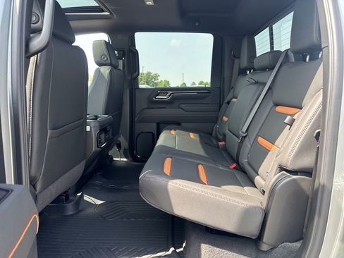 New 2026 GMC Sierra 2500 AT4 w/ AT4 Premium Plus Package AWD/4WD image 13