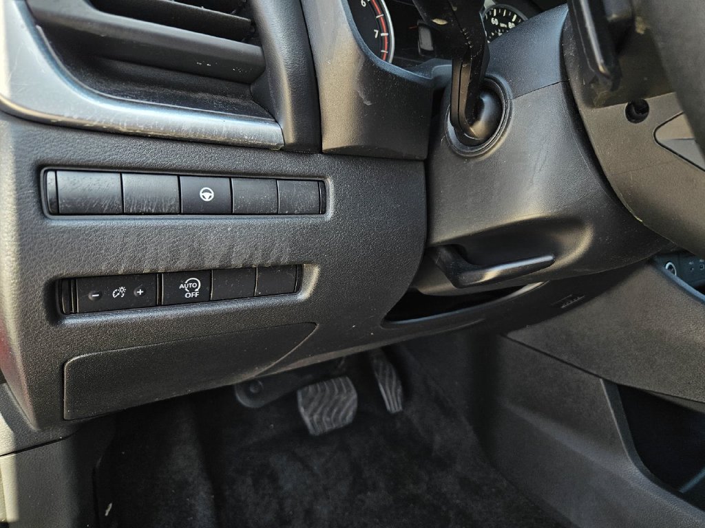 Certified 2023 Nissan Rogue SV AWD/4WD image 16