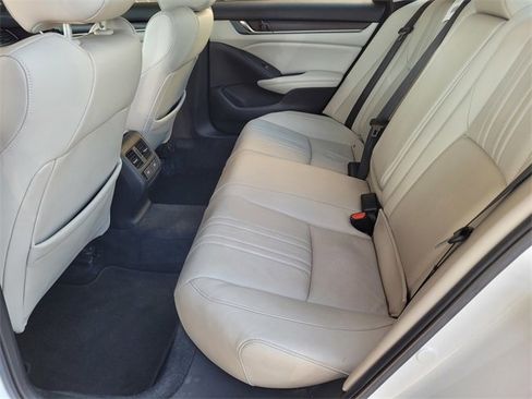 Used 2022 Honda Accord EX-L image 18