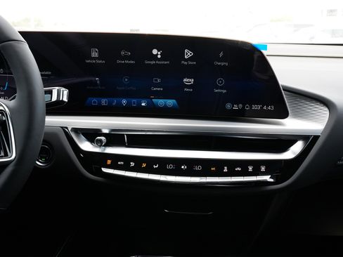 New 2025 Cadillac Lyriq Luxury image 12