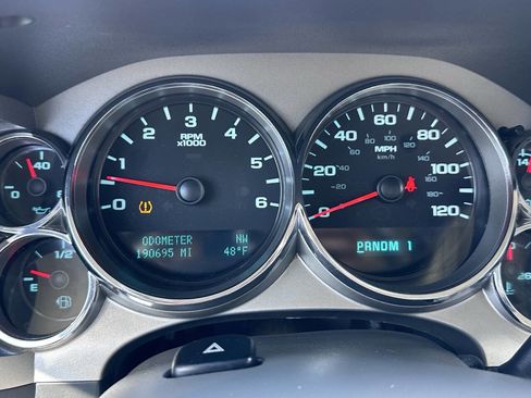 Used 2013 Chevrolet Silverado 2500 LT w/ Custom Sport Truck Package image 16