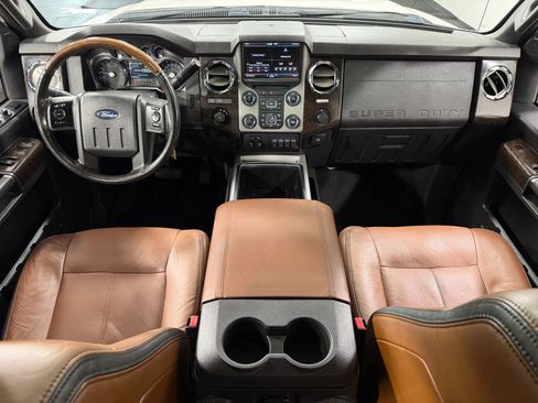 Used 2013 Ford F250 Platinum w/ FX4 Off Road Pkg AWD/4WD image 24