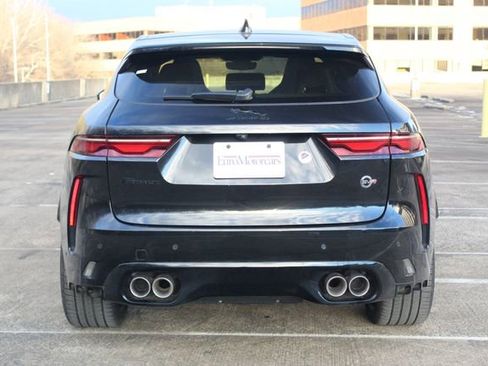 Used 2023 Jaguar F-PACE SVR image 7