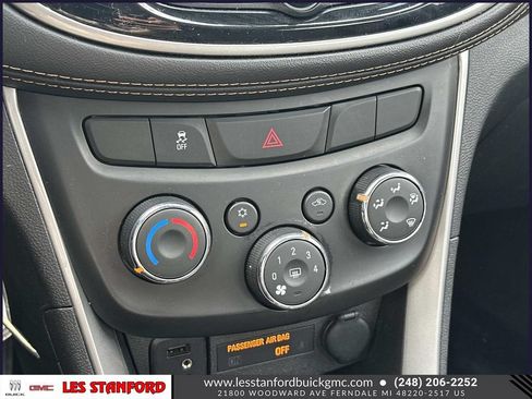 Used 2020 Chevrolet Trax LS FWD image 29