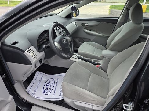Used 2012 Toyota Corolla LE FWD image 10