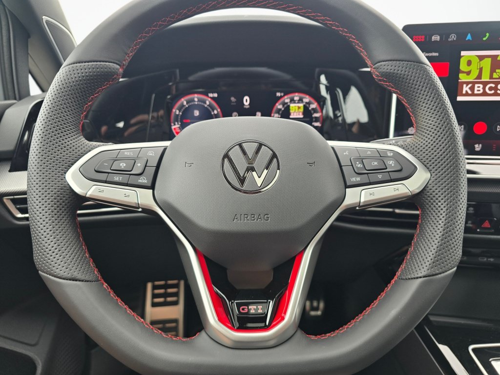 New 2026 Volkswagen GTI SE FWD image 22