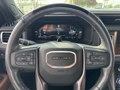 Used 2024 GMC Yukon Denali Ultimate AWD/4WD image 31