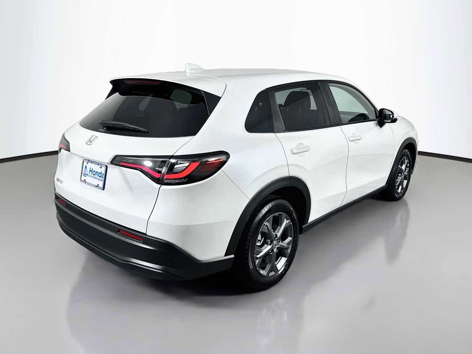 Used 2027 Honda HR-V LX image 7