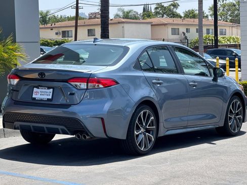 Certified 2022 Toyota Corolla SE w/ SE Premium Package FWD image 5