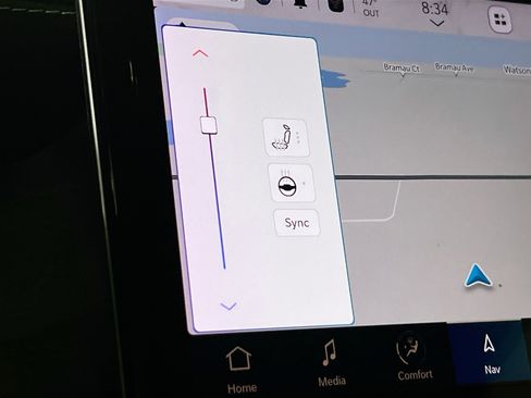 Used 2023 Jeep Grand Cherokee Limited w/ Black Appearance Package image 21