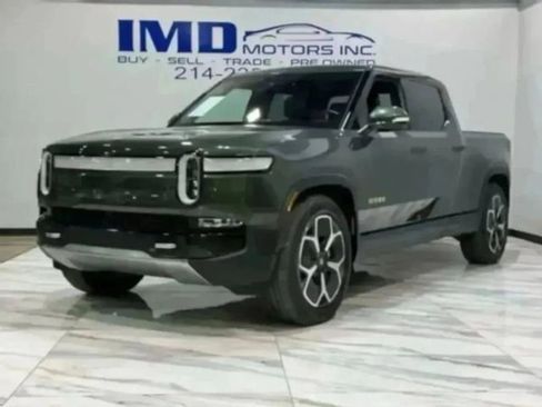 Used 2022 Rivian R1T Adventure image 2