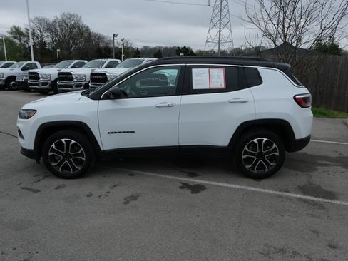 Used 2023 Jeep Compass Limited AWD/4WD image 10