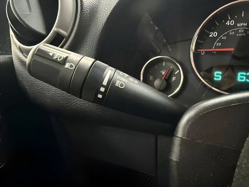 Used 2016 Jeep Wrangler Sport AWD/4WD image 21