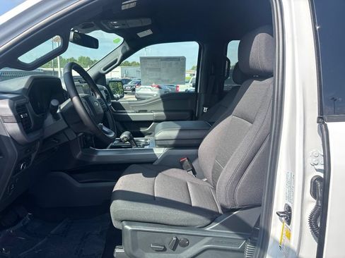 New 2026 Ford F150 XLT w/ Equipment Group 302A MID AWD/4WD image 25