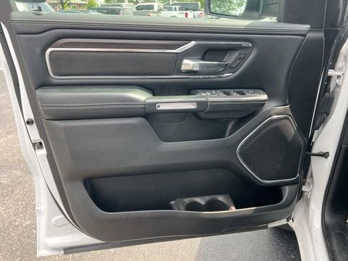 Used 2025 RAM 1500 Laramie image 32