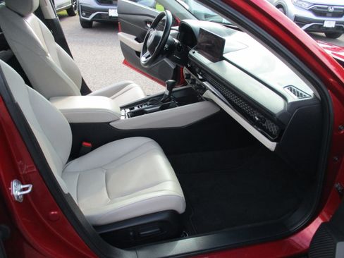 Certified 2023 Honda Accord Touring image 15
